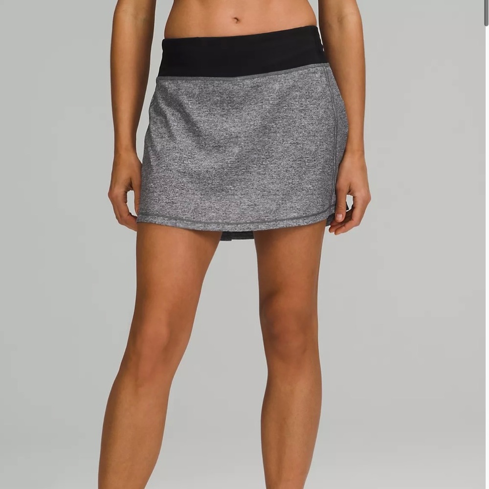 Lululemon Pace Rival Skirt, Size 6, Grey